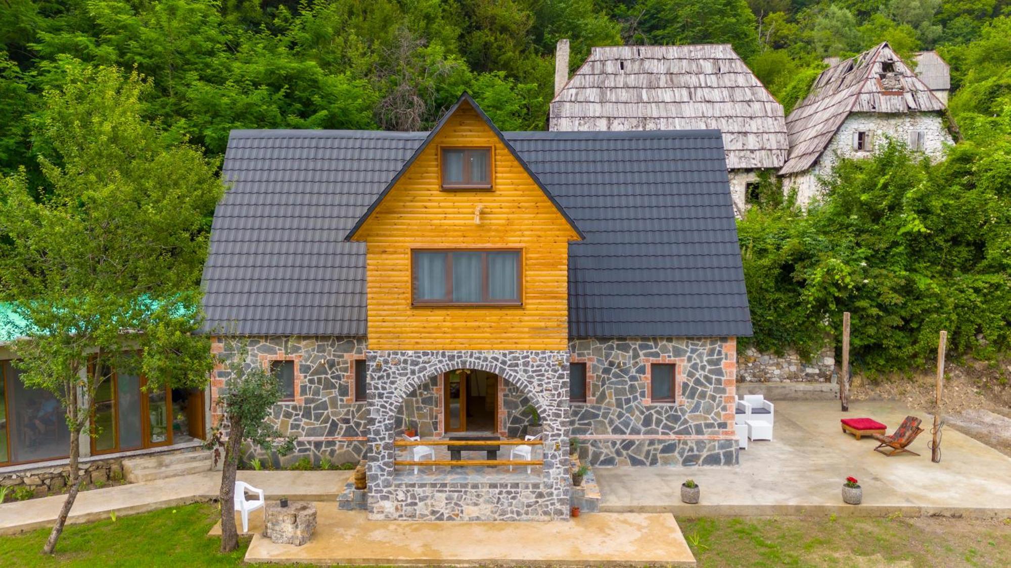 Villa Prelatheth Exterior photo